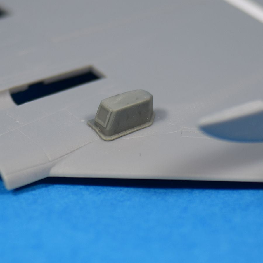 ABANDONNÉ : Conversion de becs de bord d'attaque pour F-4E (version tardive)