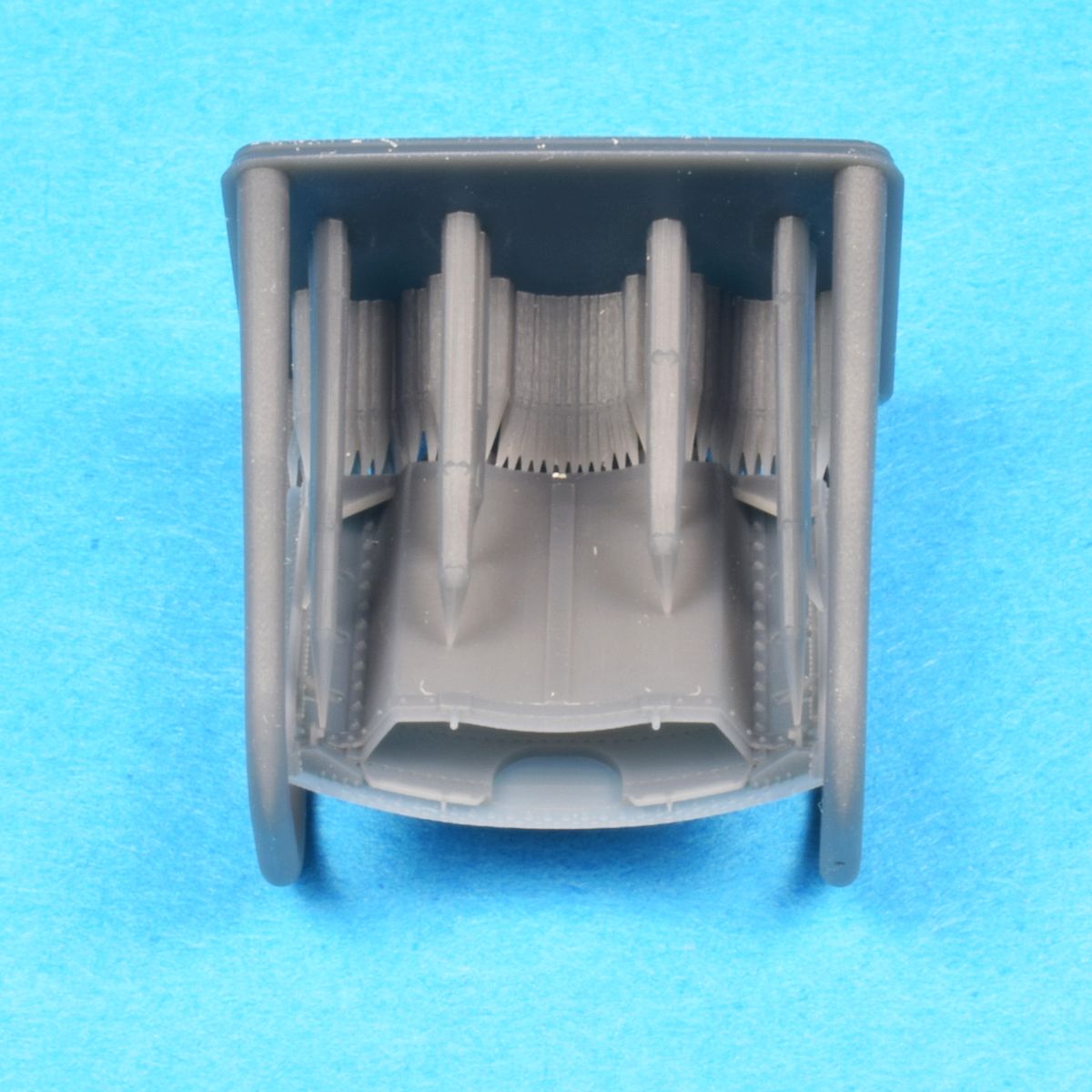 F-104 ドラッグシュートベイとキャニスター（キネティック用）