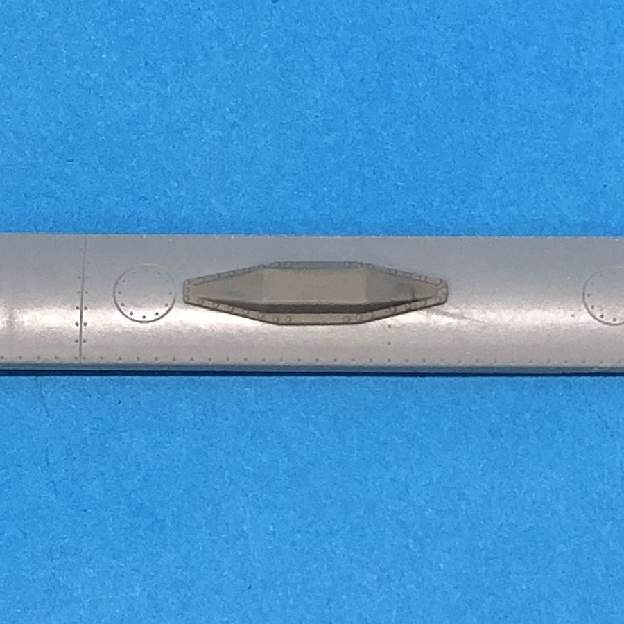 ABANDONNÉ : Conversion de becs de bord d'attaque pour F-4E (version tardive)