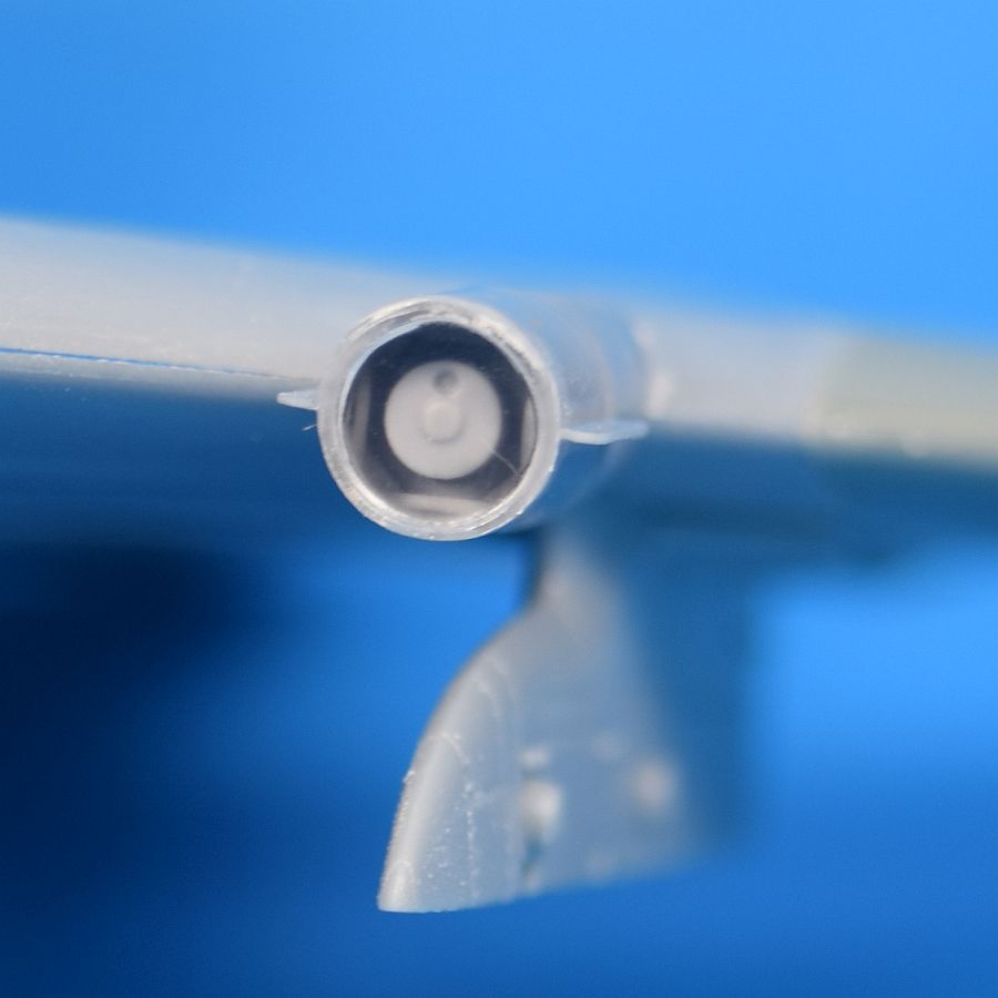 ABANDONNÉ : Conversion de becs de bord d'attaque pour F-4E (version tardive)